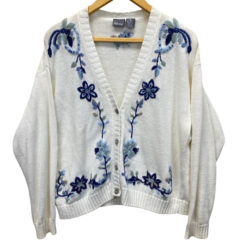 Embroidered Floral Cardigan Sweater Medium Button Down VTG 90s‎ Shabby Chic